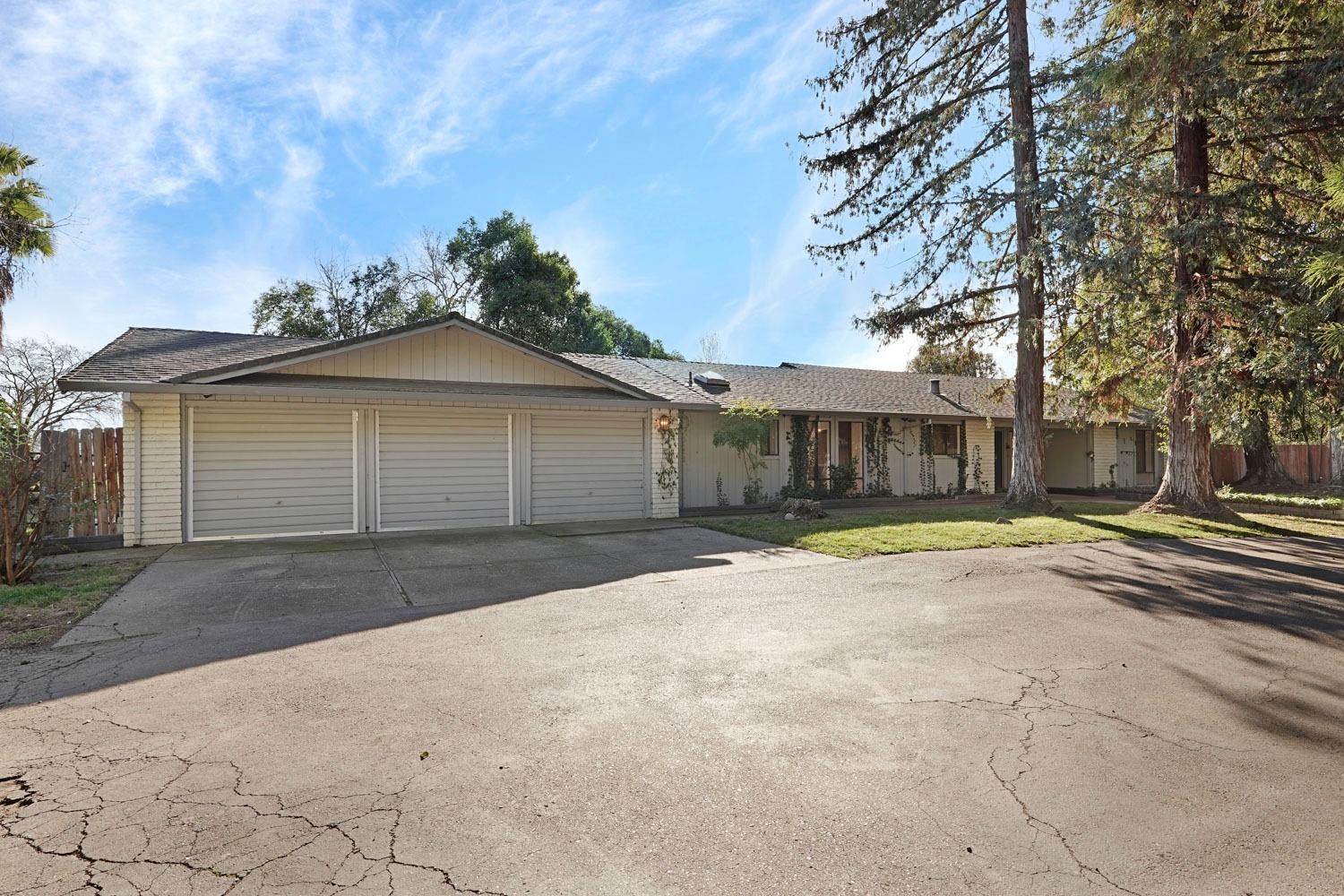 4504 Morada Place