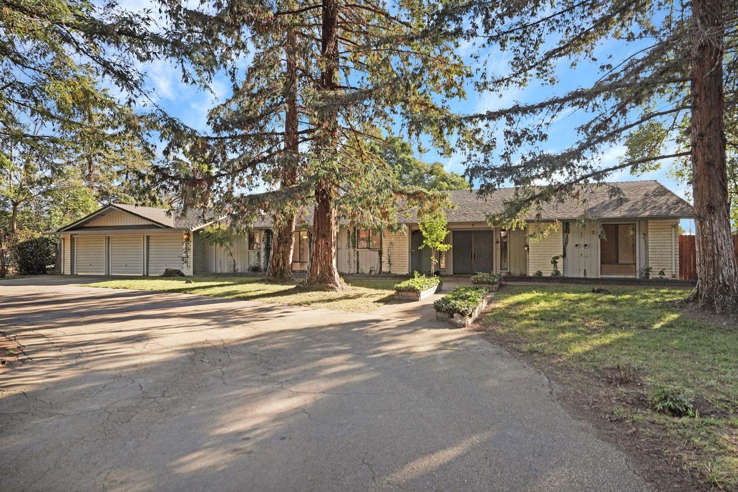 4504 Morada Place
