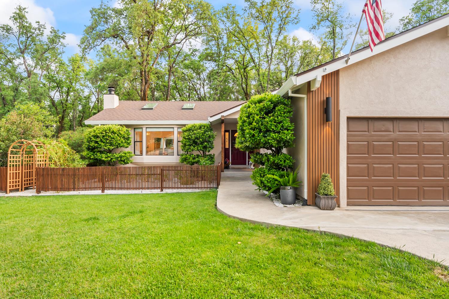 23218 Broadmoor Court