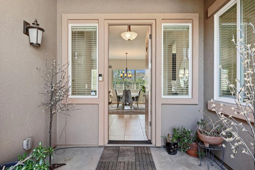 Photo of 1093 DiMaggio Way, Galt, CA 95632 (MLS # 226033135)