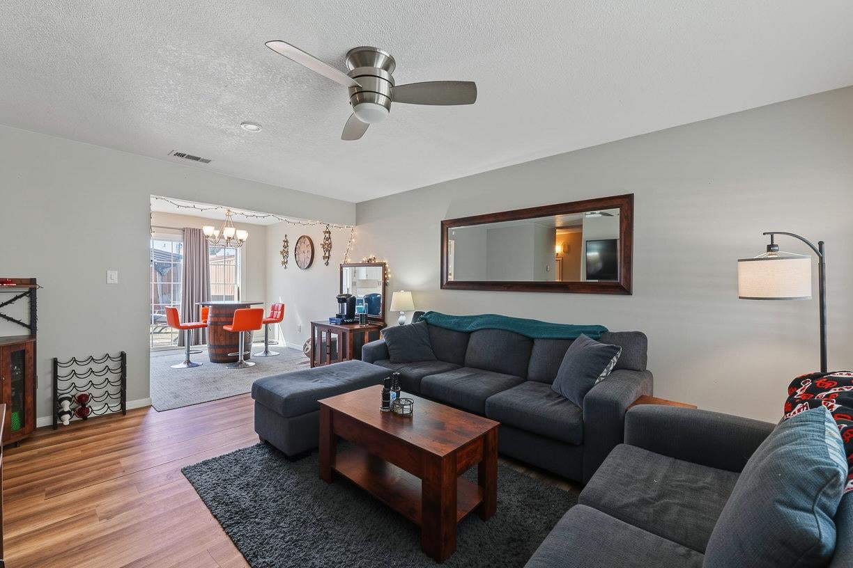 2700 Macdougal Street 11