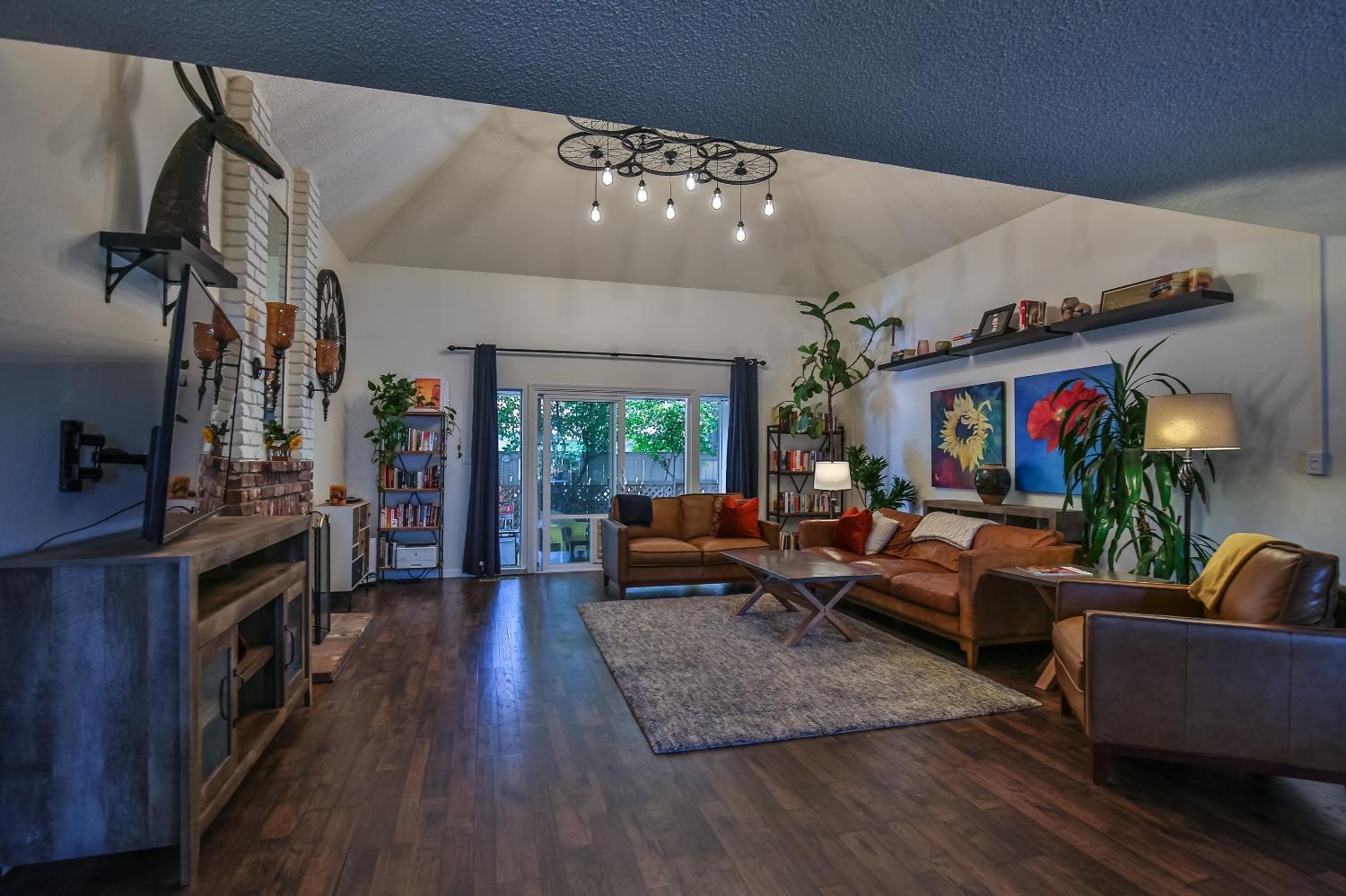 936 Commons Drive
