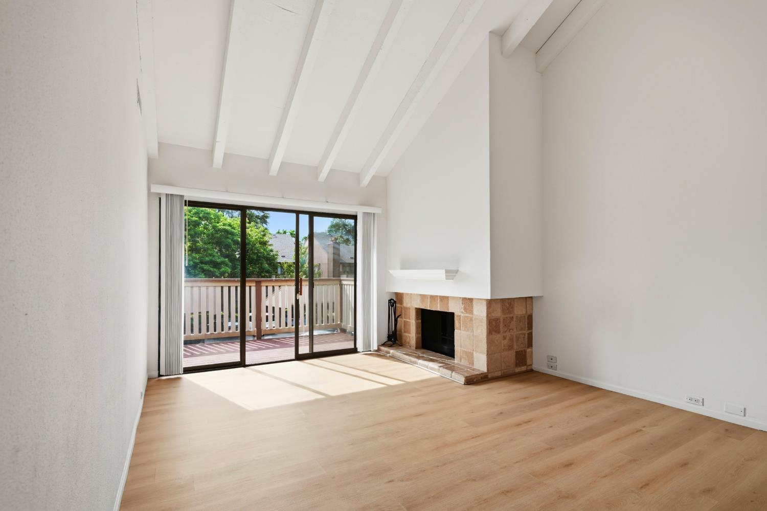 523 Woodside Oaks 2