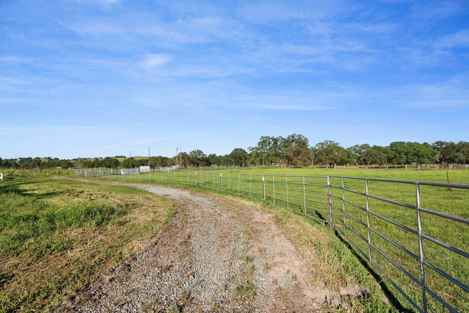 7851 Chardonnay Place