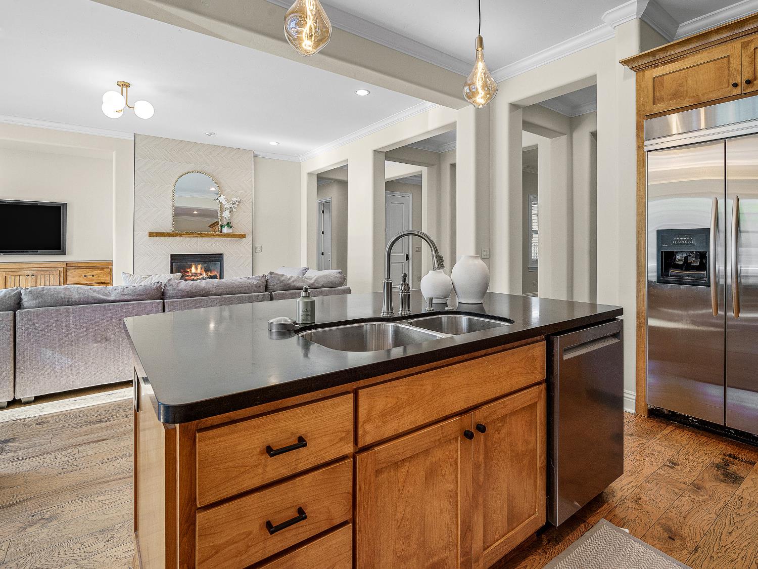 El Dorado Hills, California 95762, United States, 5 Bedrooms Bedrooms, ,3 BathroomsBathrooms,Residential,Active,238378