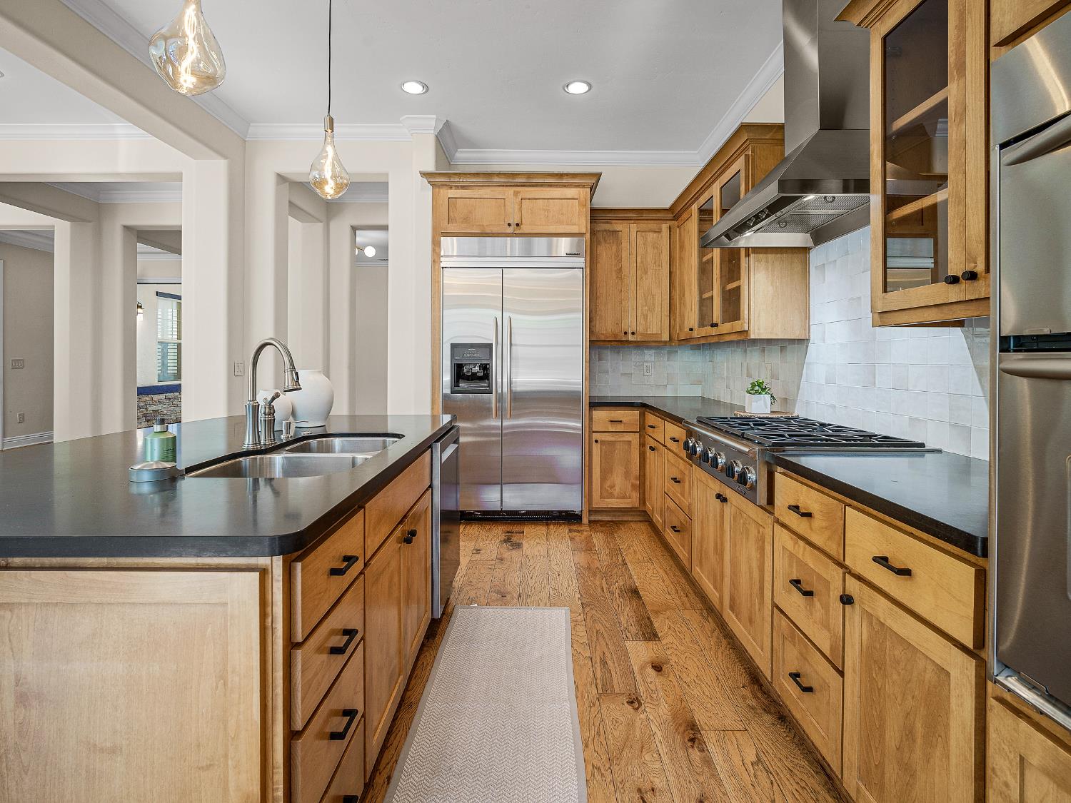 El Dorado Hills, California 95762, United States, 5 Bedrooms Bedrooms, ,3 BathroomsBathrooms,Residential,Active,238378