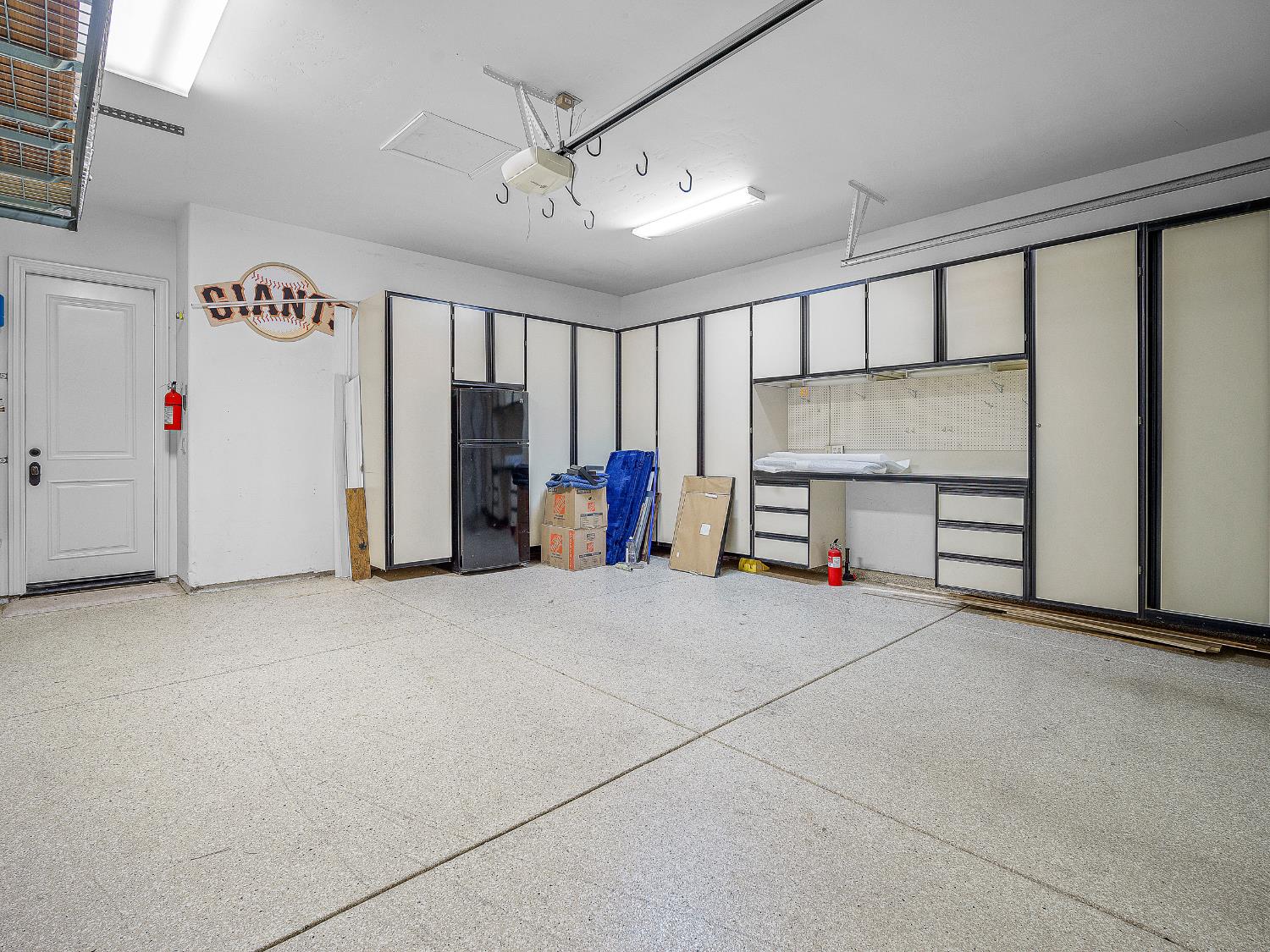 El Dorado Hills, California 95762, United States, 5 Bedrooms Bedrooms, ,3 BathroomsBathrooms,Residential,Active,238378