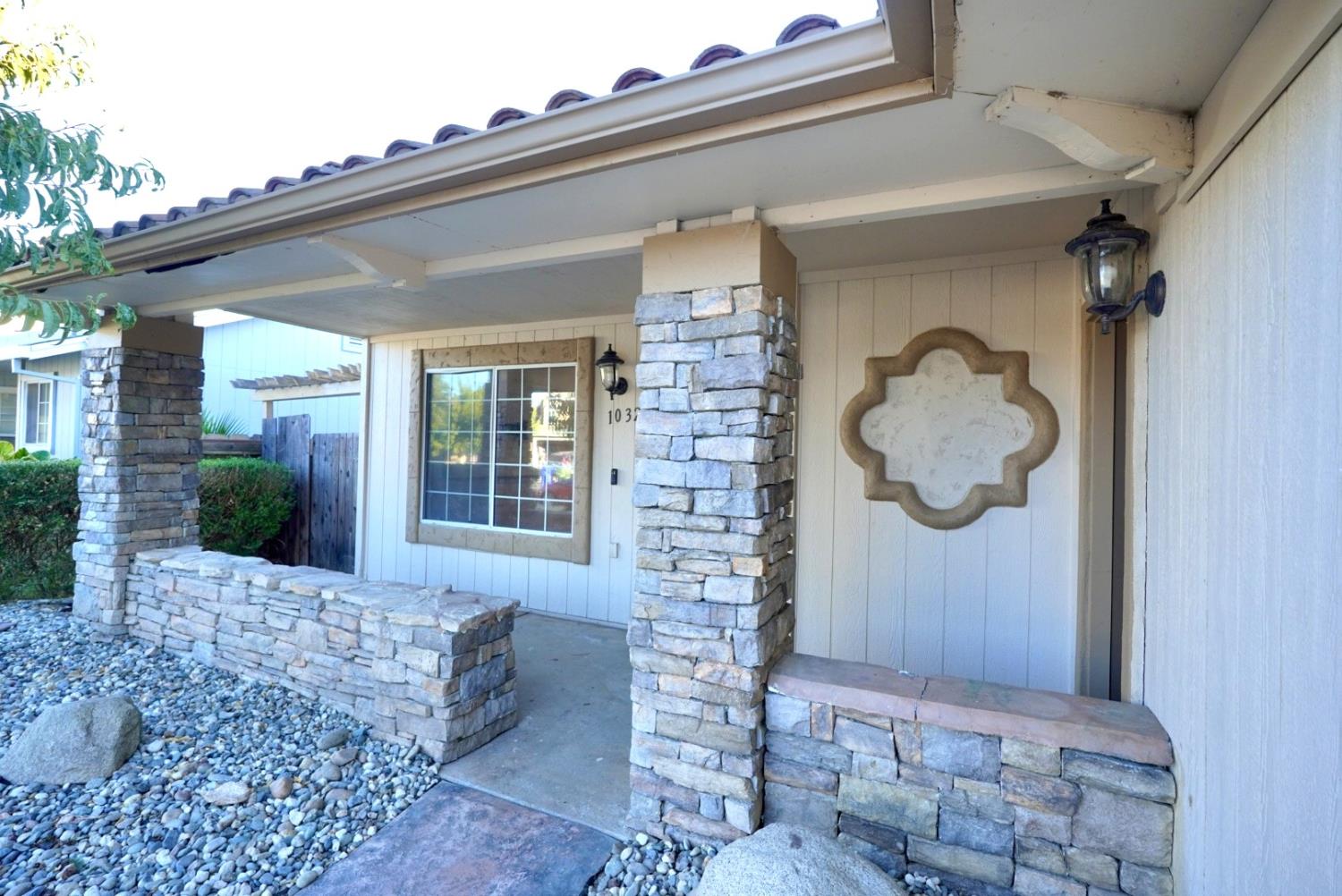 1032 Carpinteria Drive