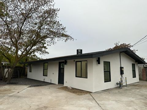 250 N 9th Avenue Oakdale CA 95361