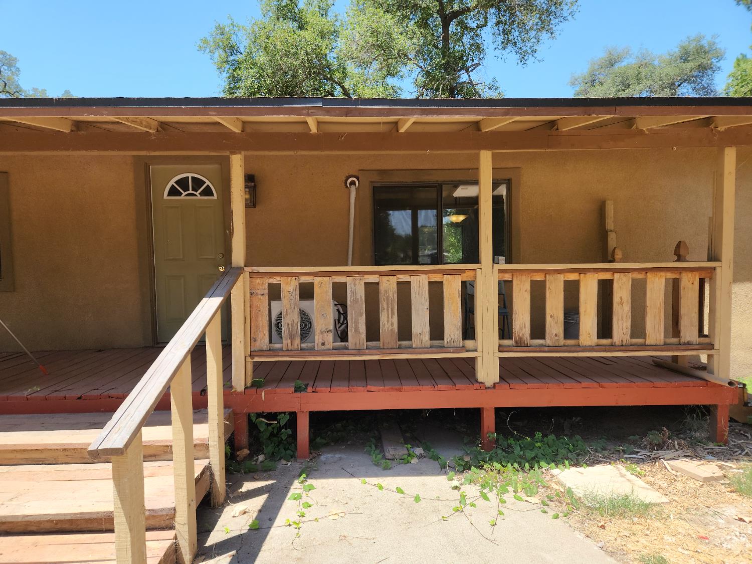 5594 King Road