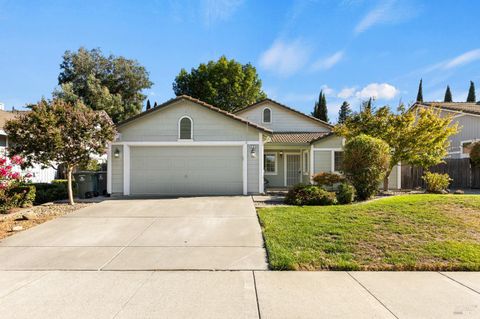 695 Fountain Way Dixon CA 95620