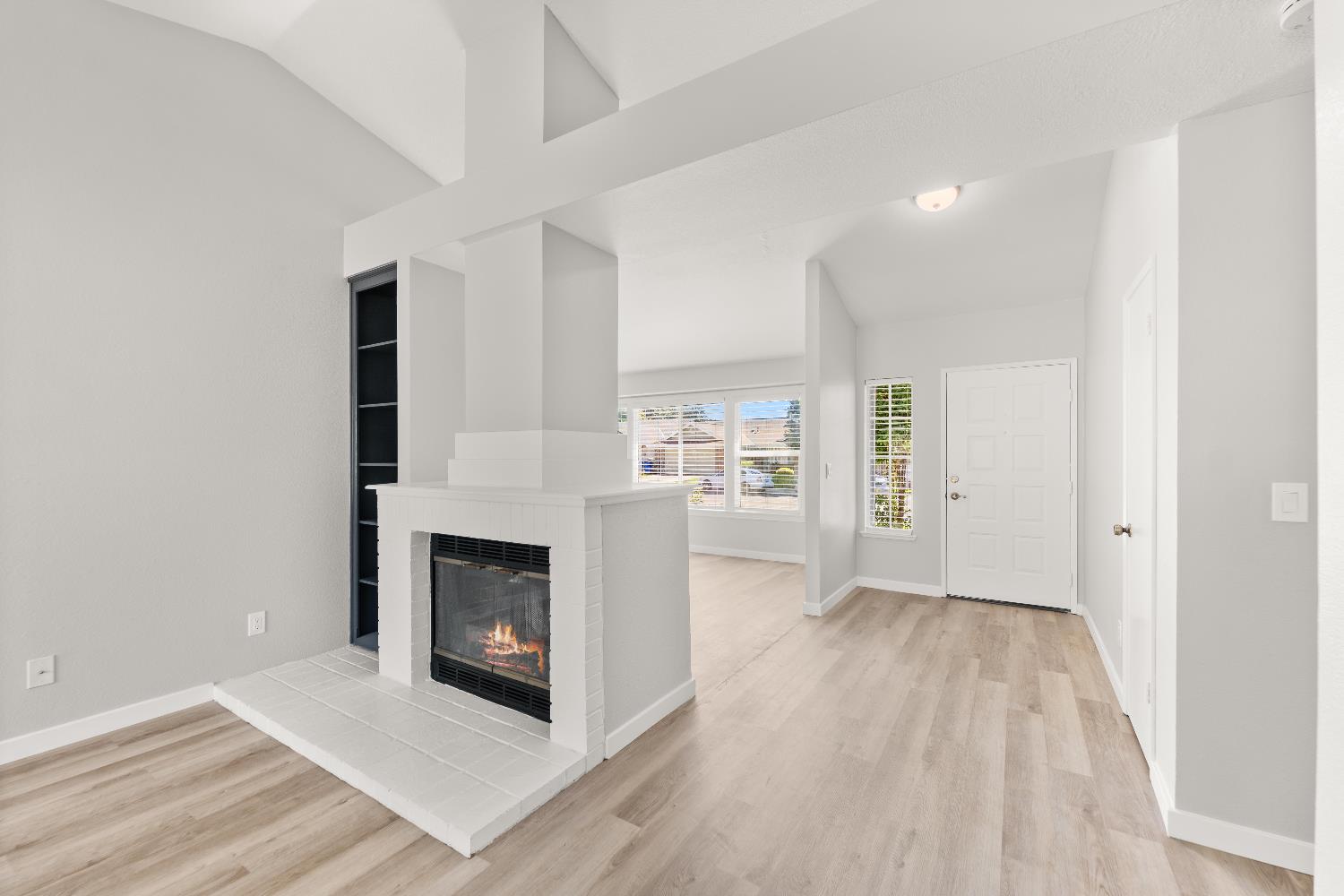 6805 Paseo Del Sol Way