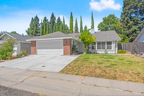 6805 Paseo Del Sol Way Elk Grove CA 95758