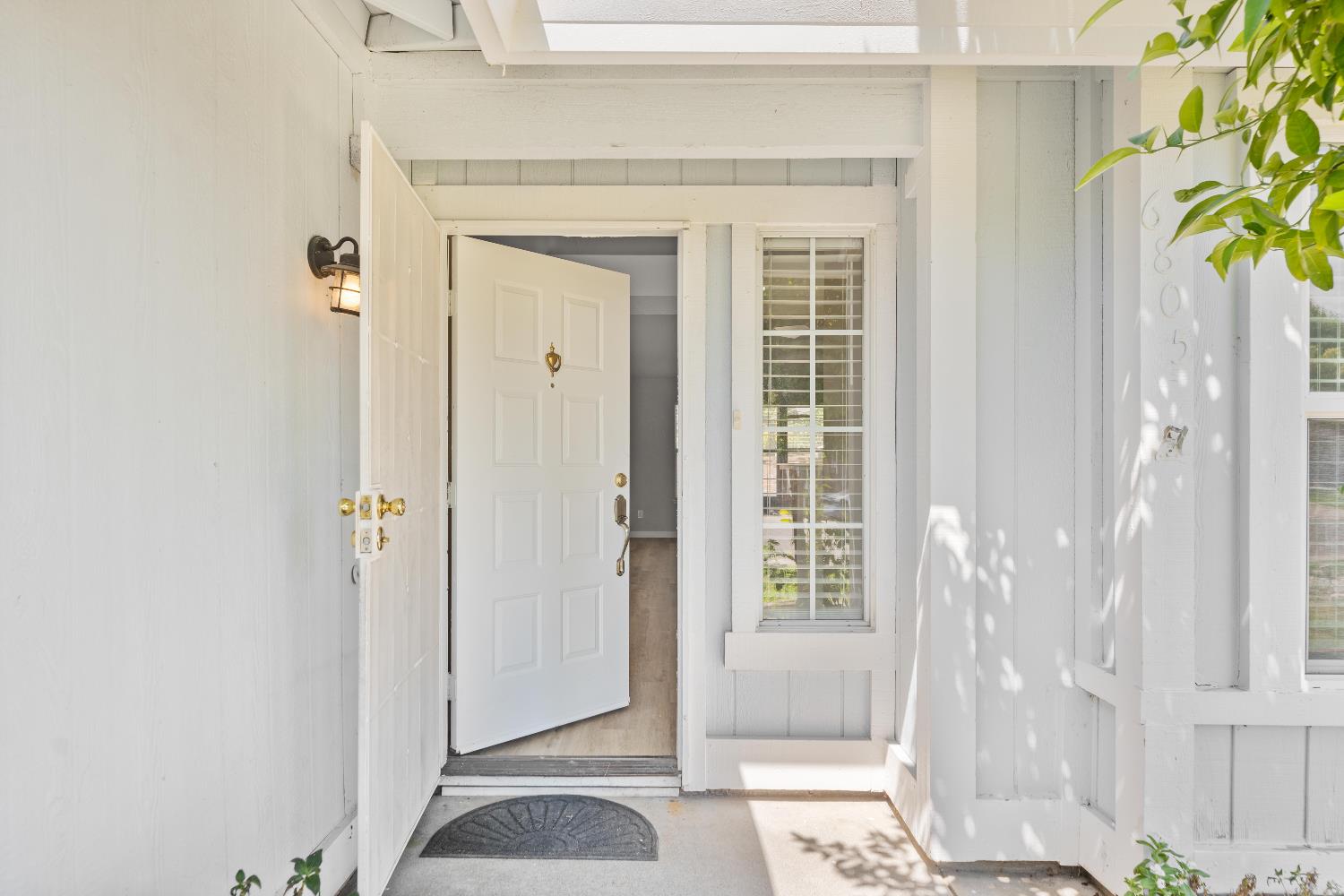 6805 Paseo Del Sol Way