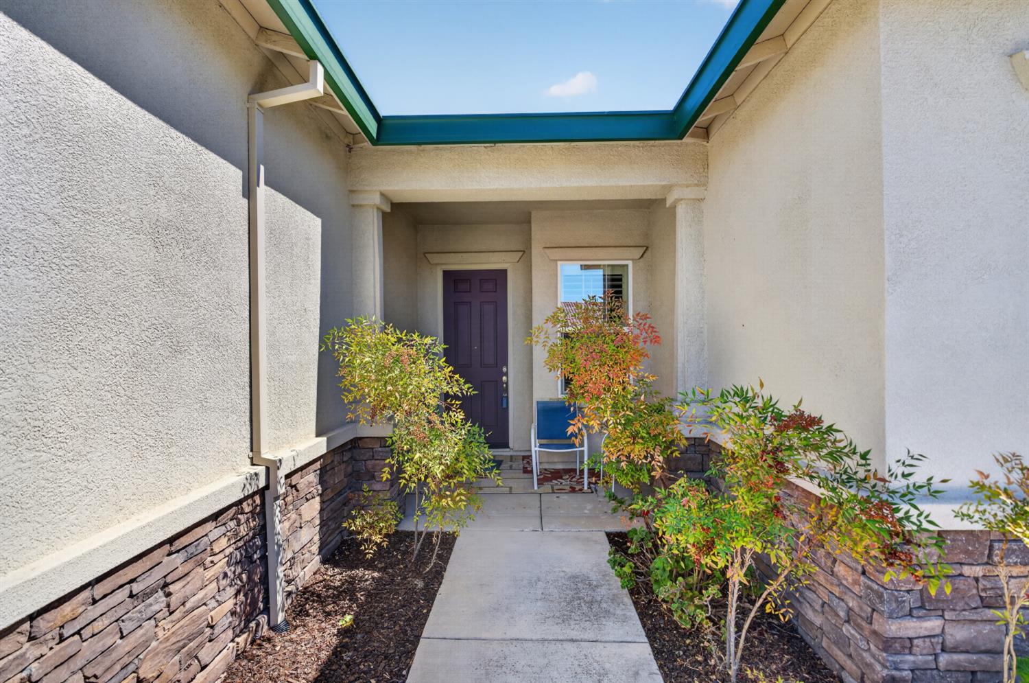 3 Calatabiano Place