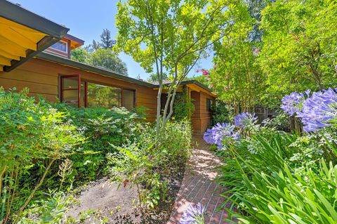 27413 Meadowbrook Drive Davis CA 95618
