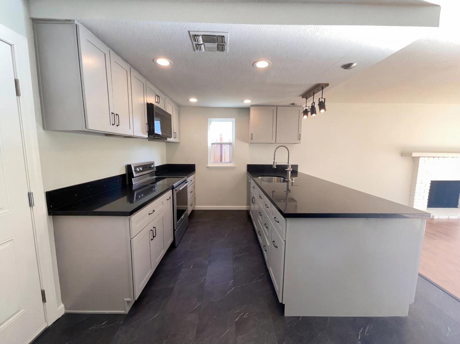 141 Sierra Woods Circle