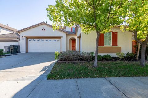 5706 Tres Piezas Drive Sacramento CA 95835