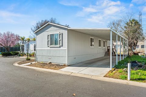 217 Village Cir 217 Sacramento CA 95838
