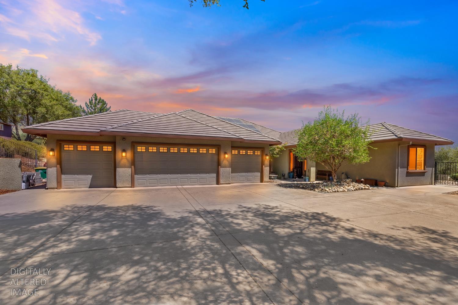 4071 Voyager Way
