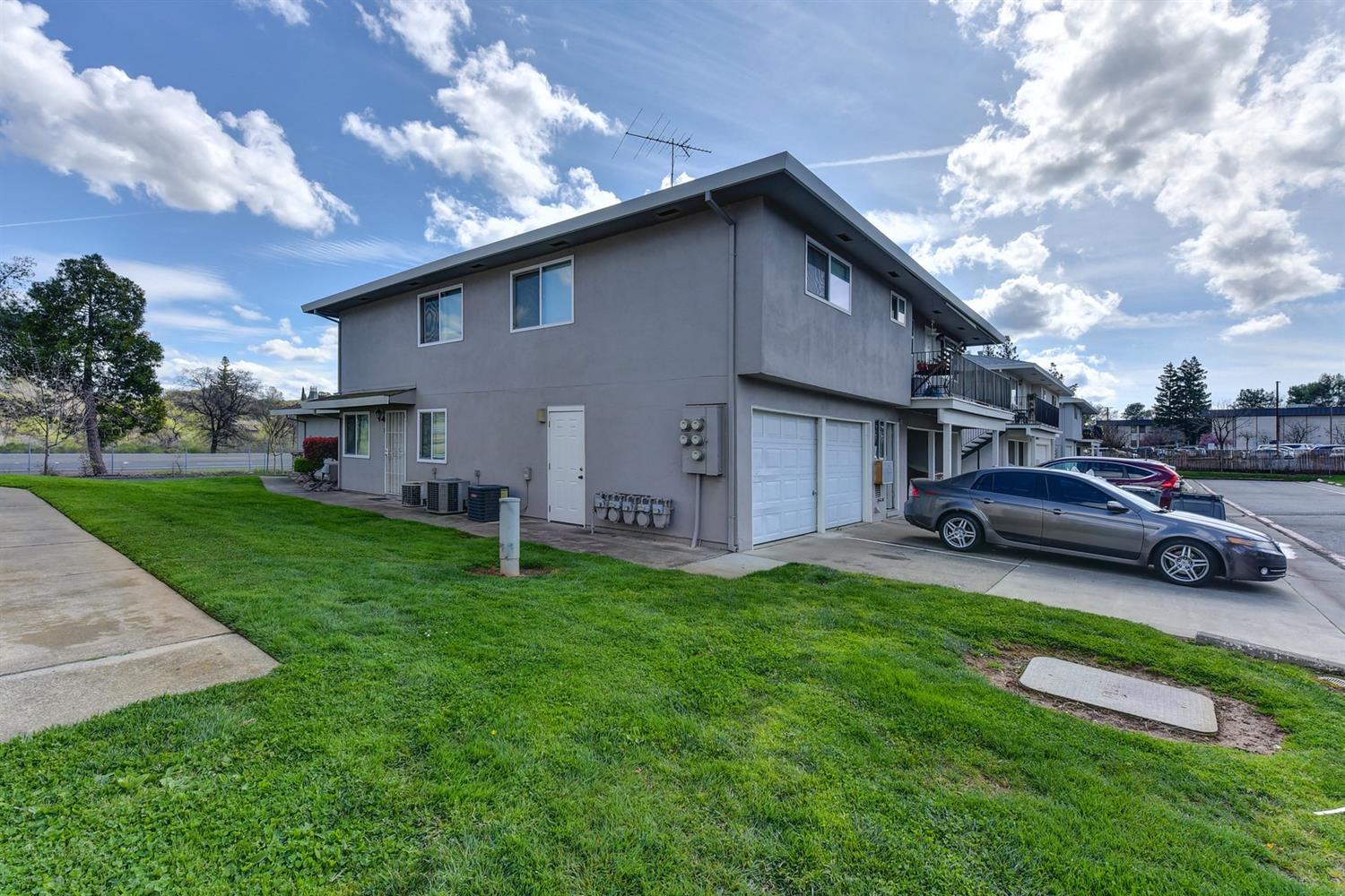 3521 Town Court 3