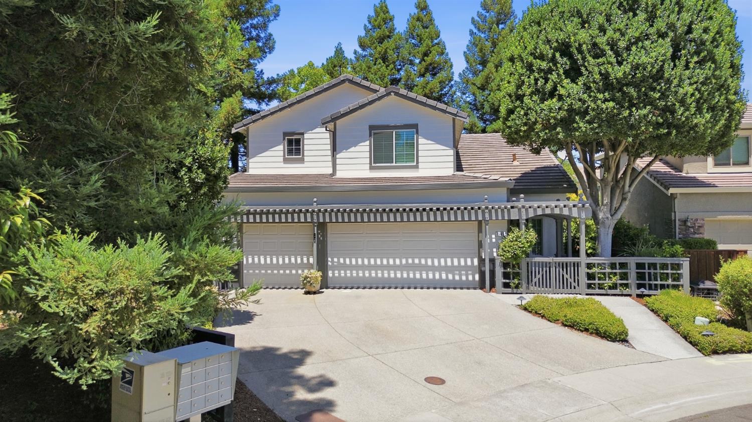 1745 Colorado Lane