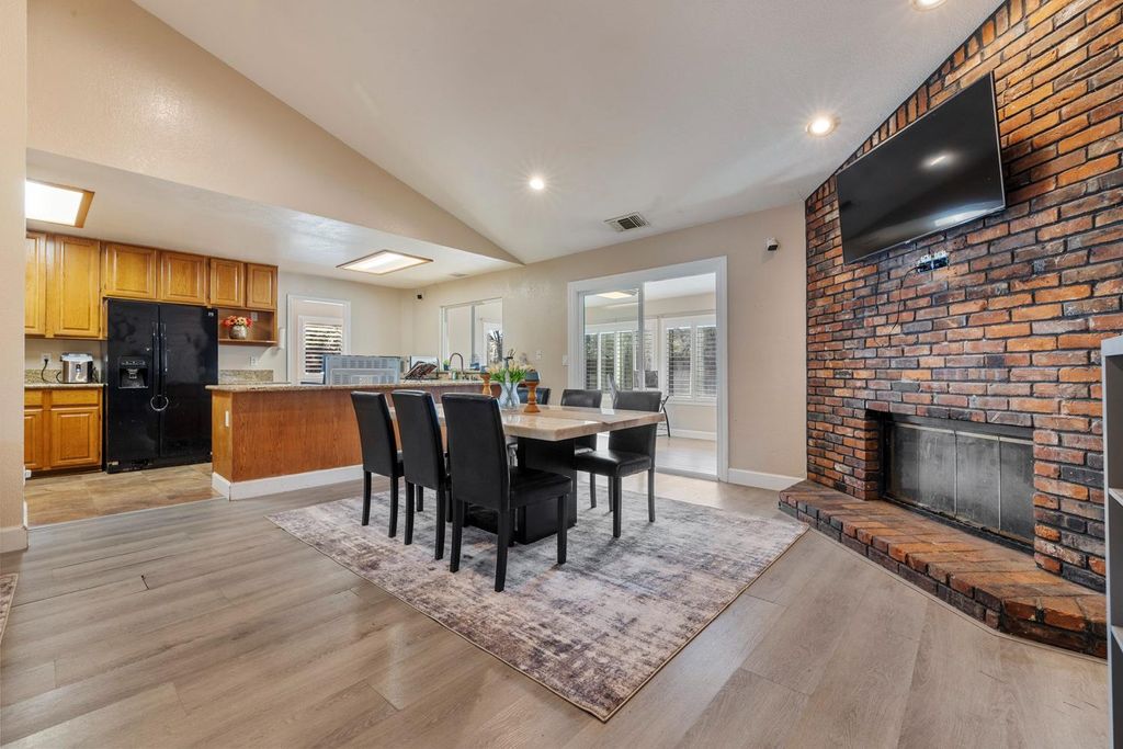Photo of 4221 Waymar Court, Carmichael, CA 95608 (MLS # 226003108)