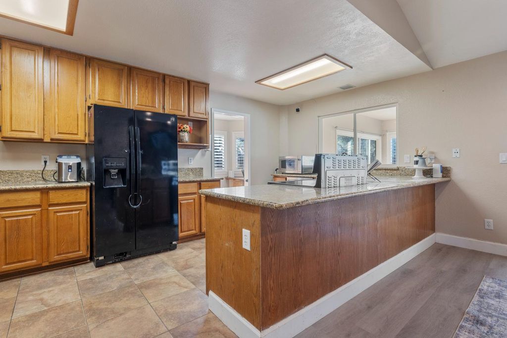 Photo of 4221 Waymar Court, Carmichael, CA 95608 (MLS # 226003108)