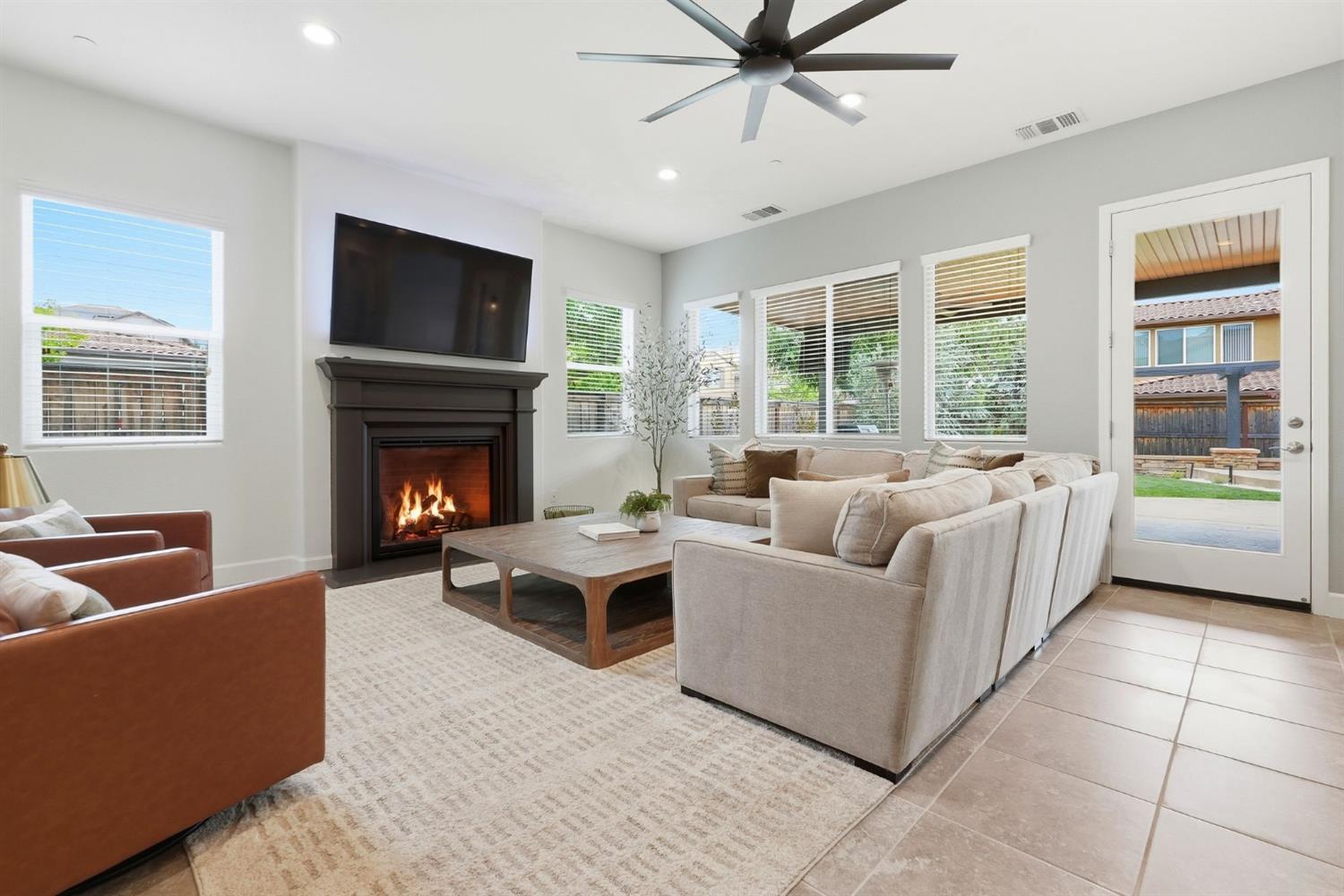 2220 Aiken Way