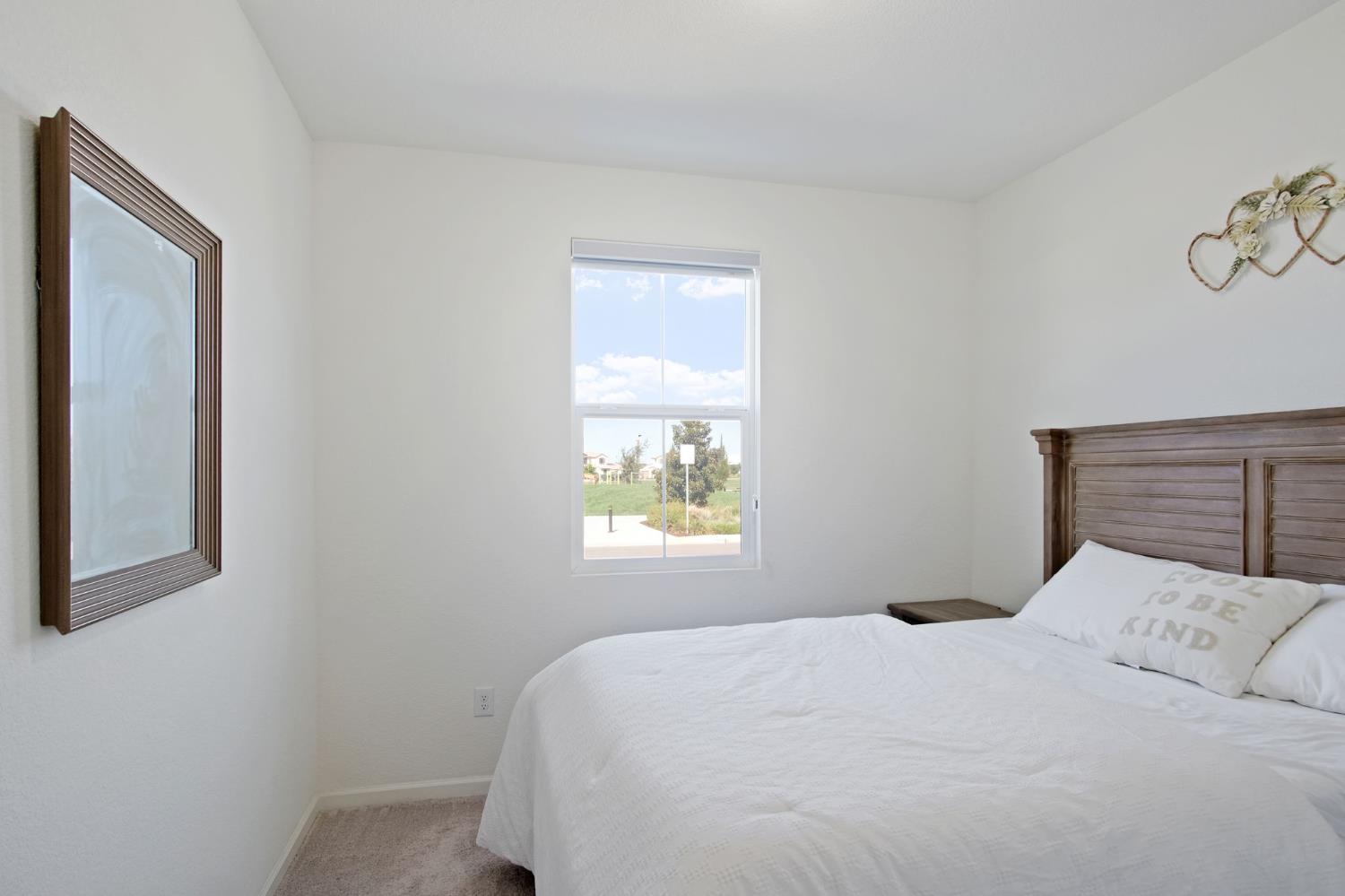 1432 Meridian Street