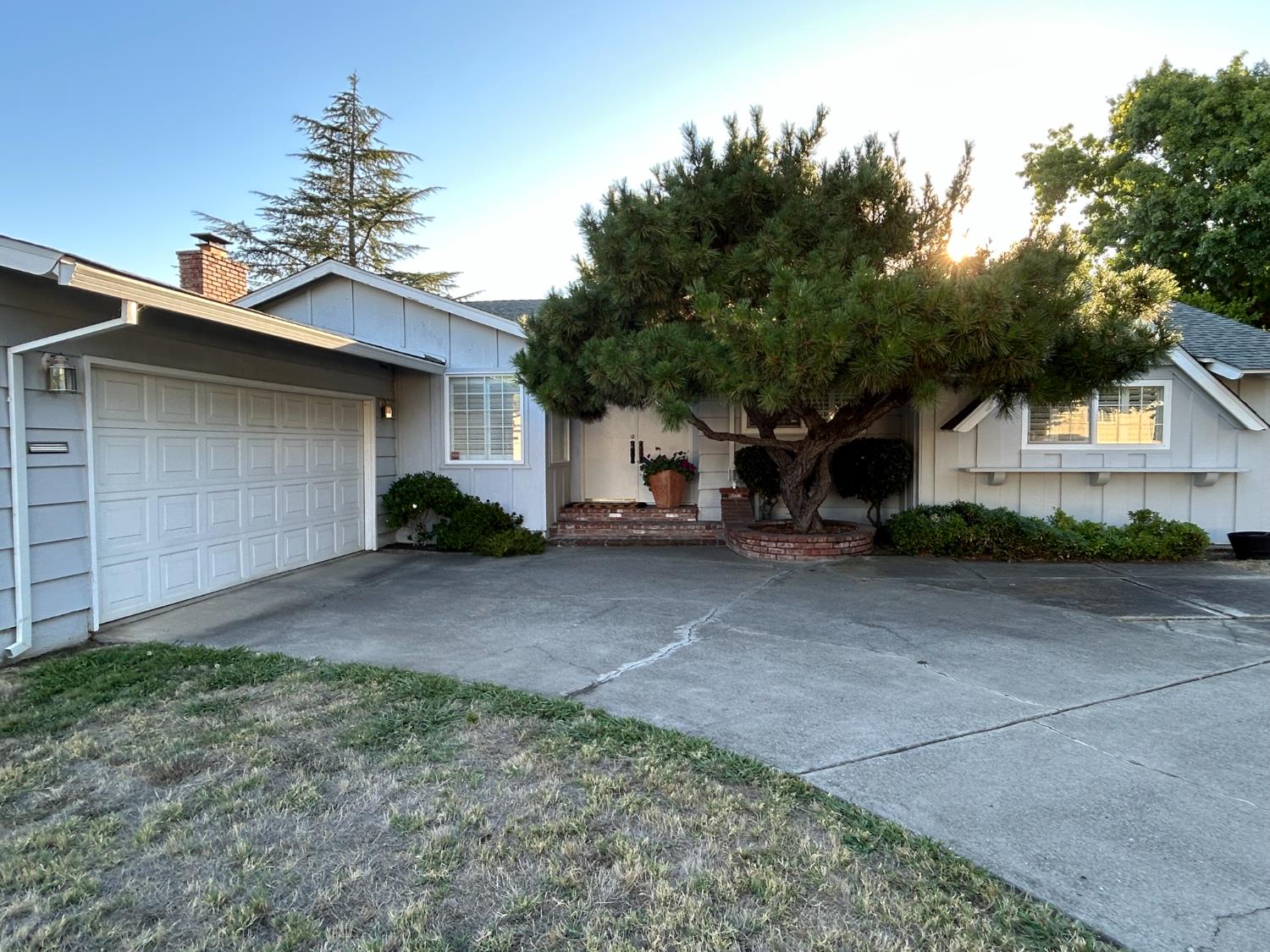 4609 Jan Drive
