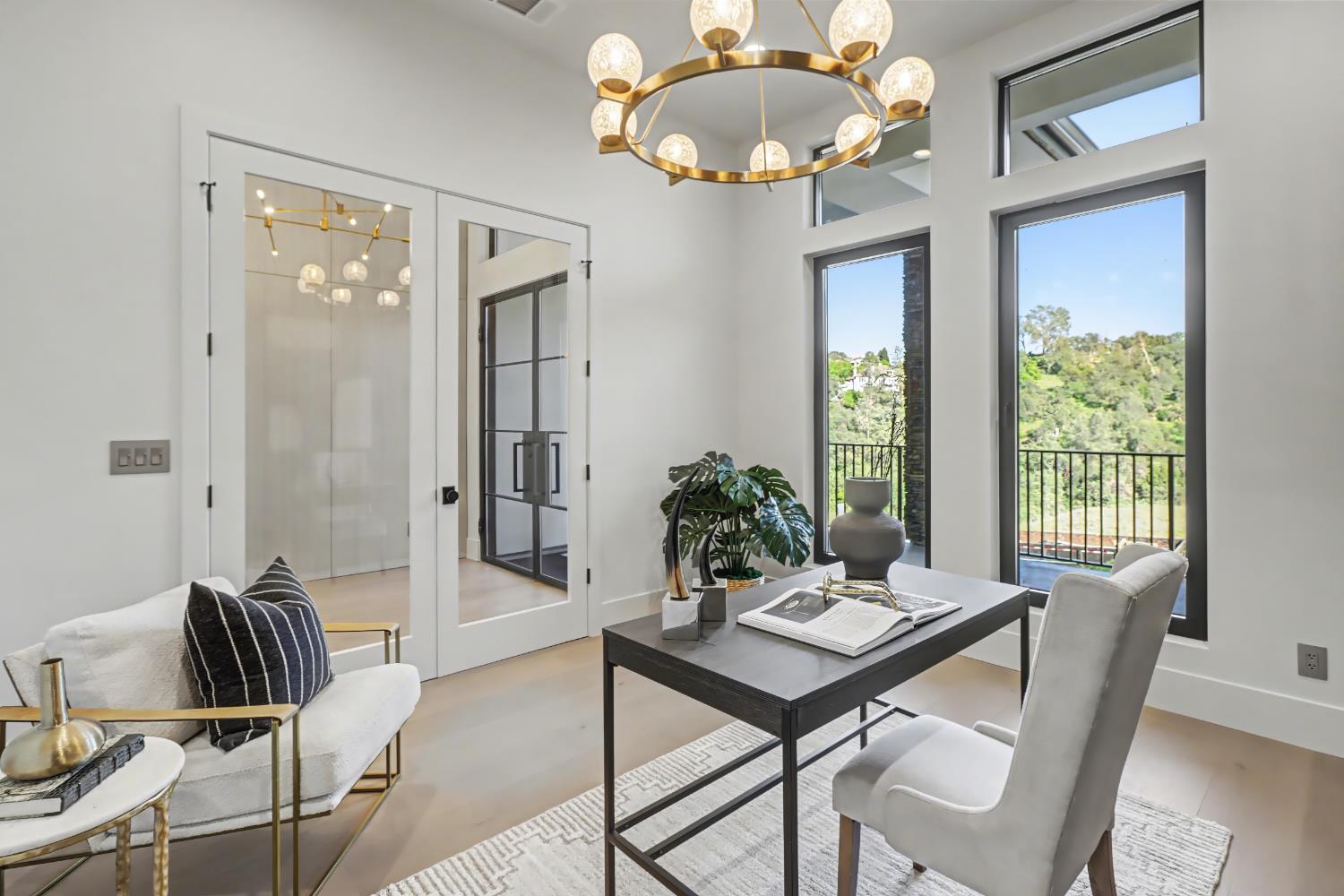 950 Belfiore Court