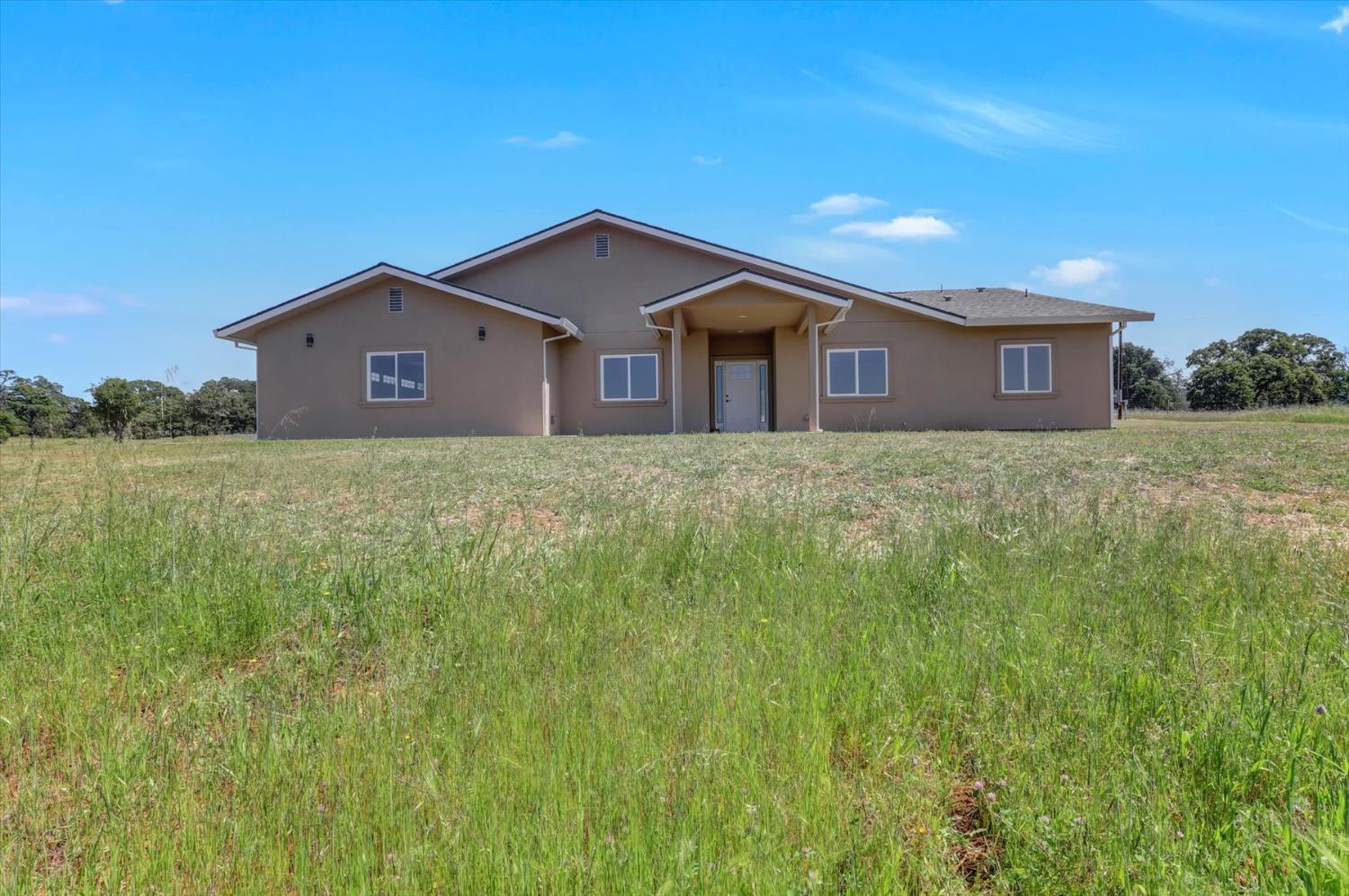 4326 Oak Creek Drive