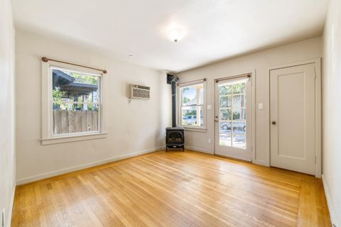 910 38th Street Sacramento CA 95816