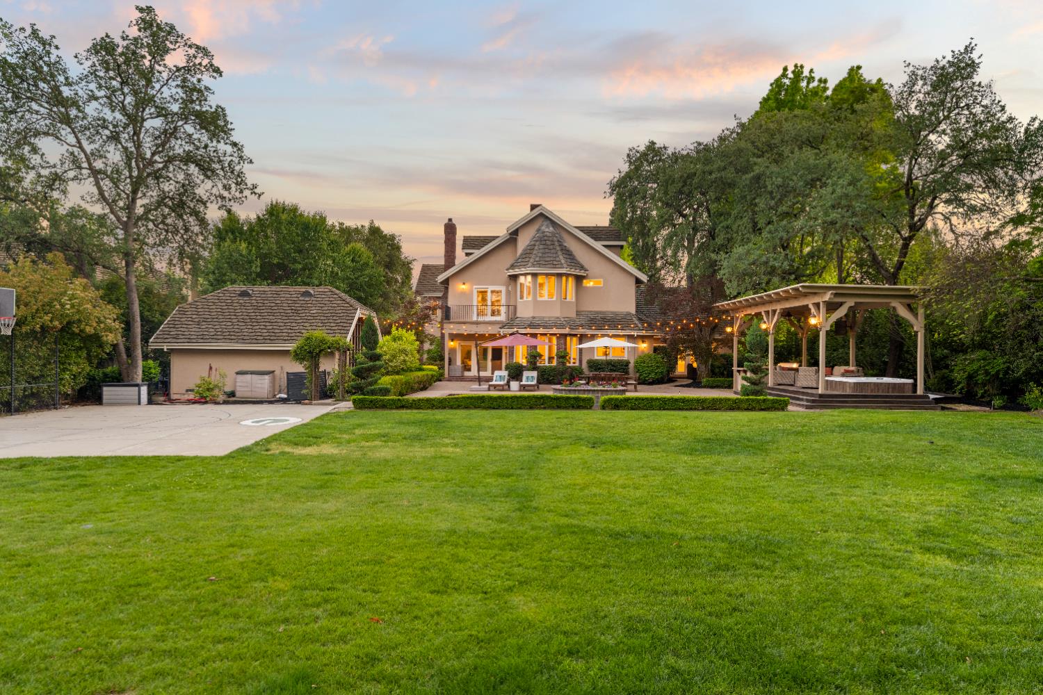 7340 Shelborne Drive