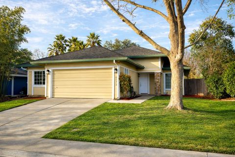 8573 Meandering Way Antelope CA 95843