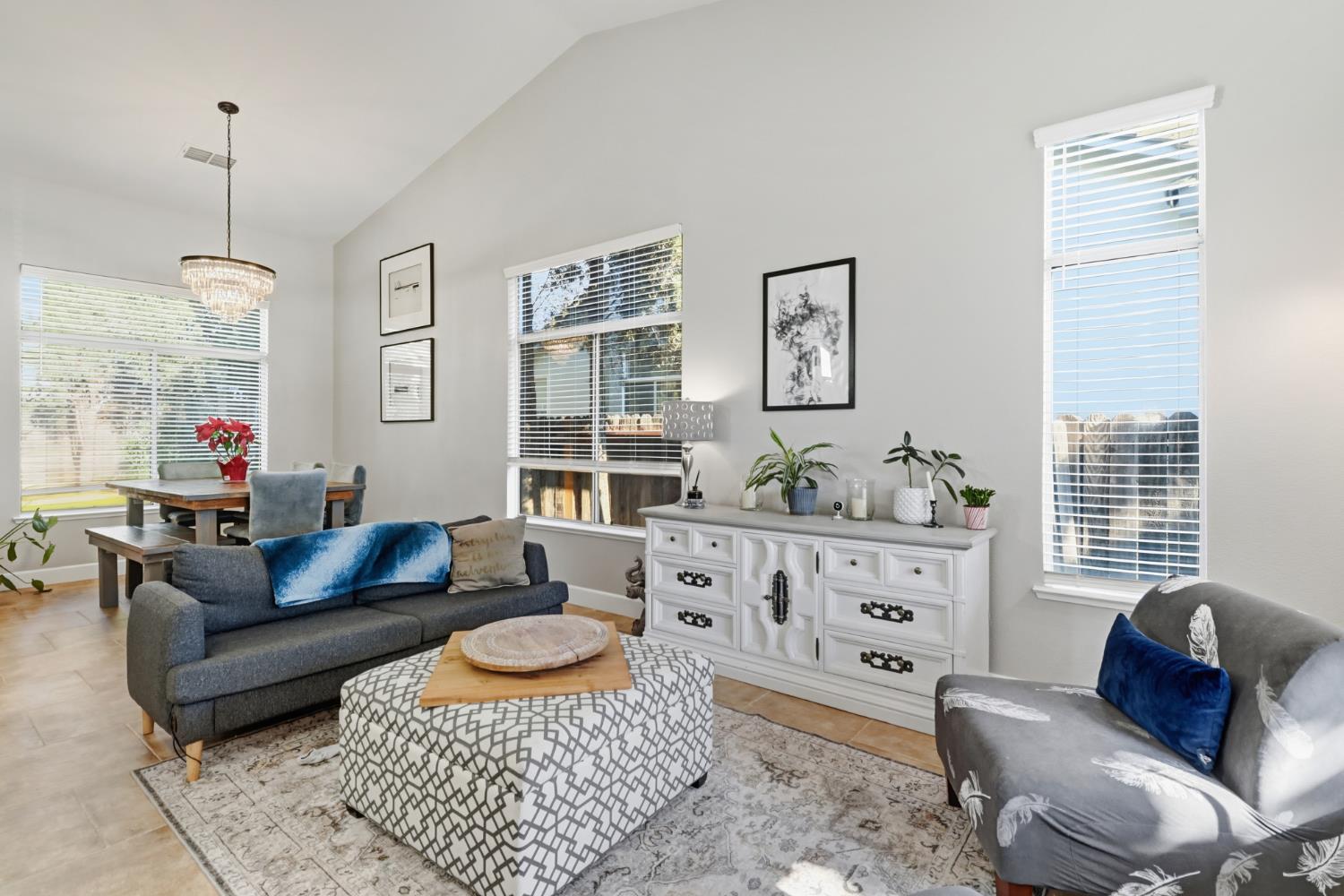 8913 Palmerson Drive