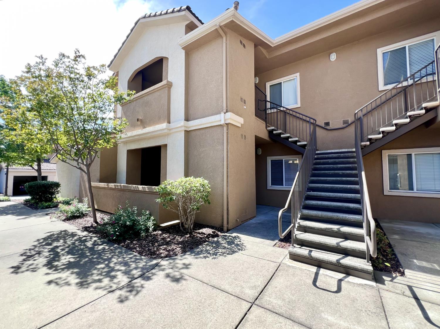 501 Gibson Drive 721