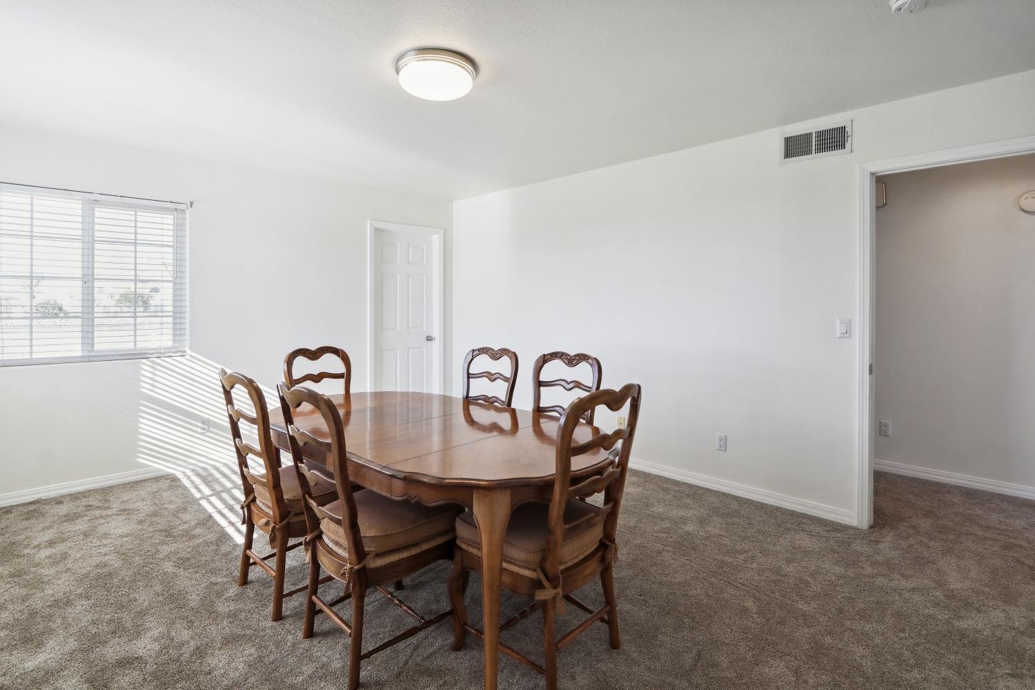 Valley Springs, California 95252, United States, 4 Bedrooms Bedrooms, ,3 BathroomsBathrooms,Residential,Active,14479