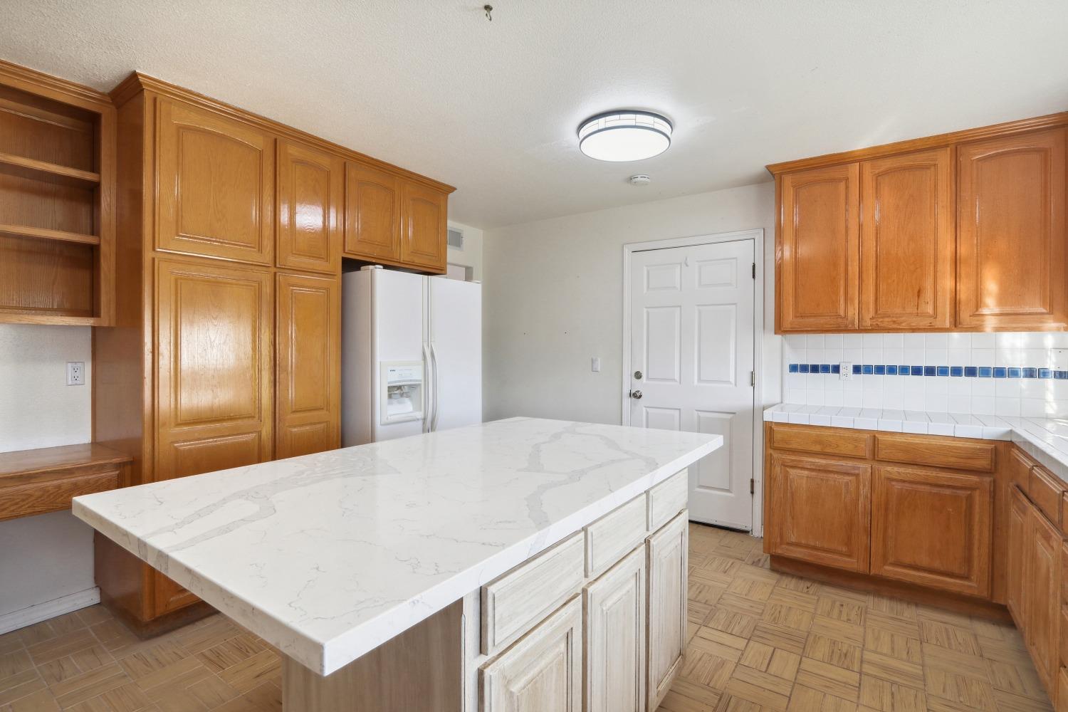 Valley Springs, California 95252, United States, 4 Bedrooms Bedrooms, ,3 BathroomsBathrooms,Residential,Active,14479