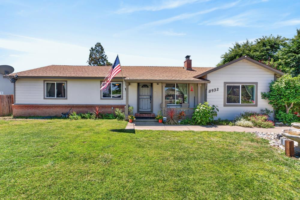 8932 Elm Avenue