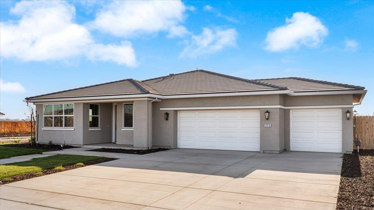 2970 E Tuolumne Road