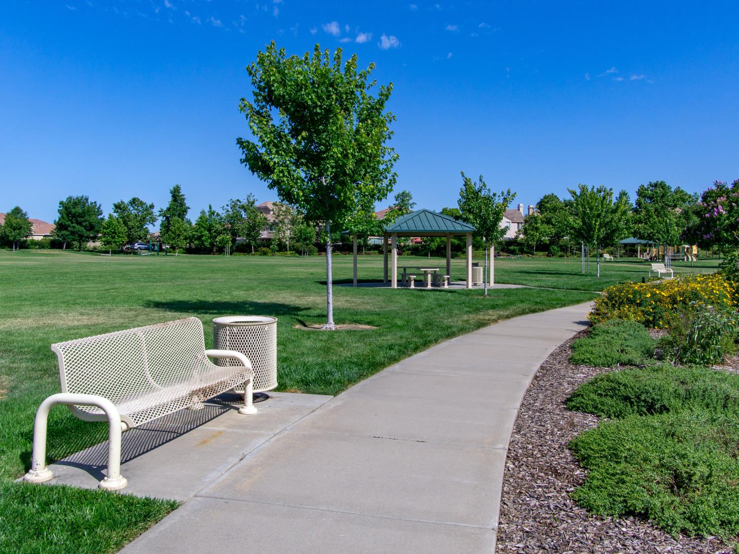 El Dorado Hills, California 95762, United States, 5 Bedrooms Bedrooms, ,3 BathroomsBathrooms,Residential,Active,236843