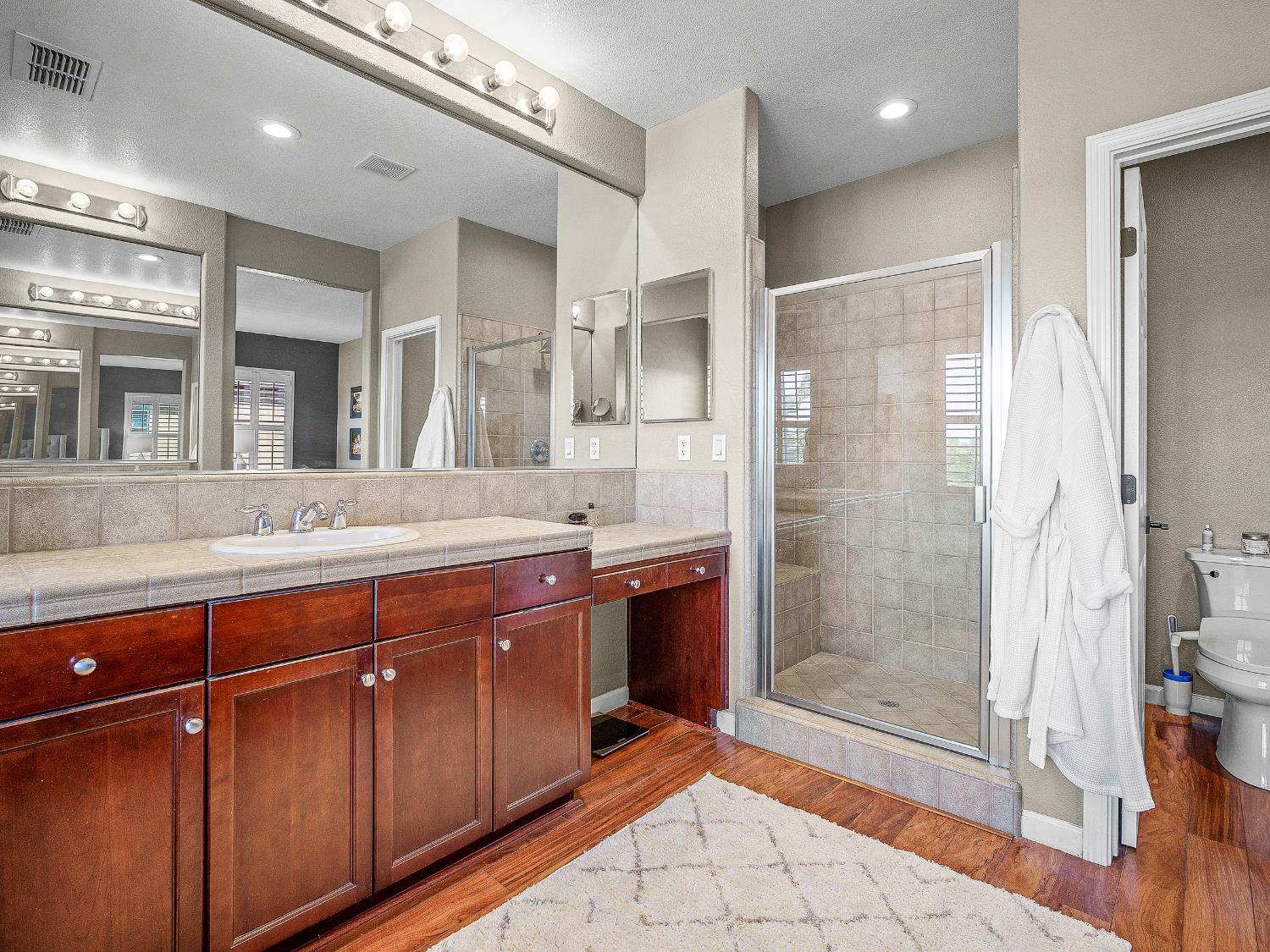 El Dorado Hills, California 95762, United States, 5 Bedrooms Bedrooms, ,3 BathroomsBathrooms,Residential,Active,236843