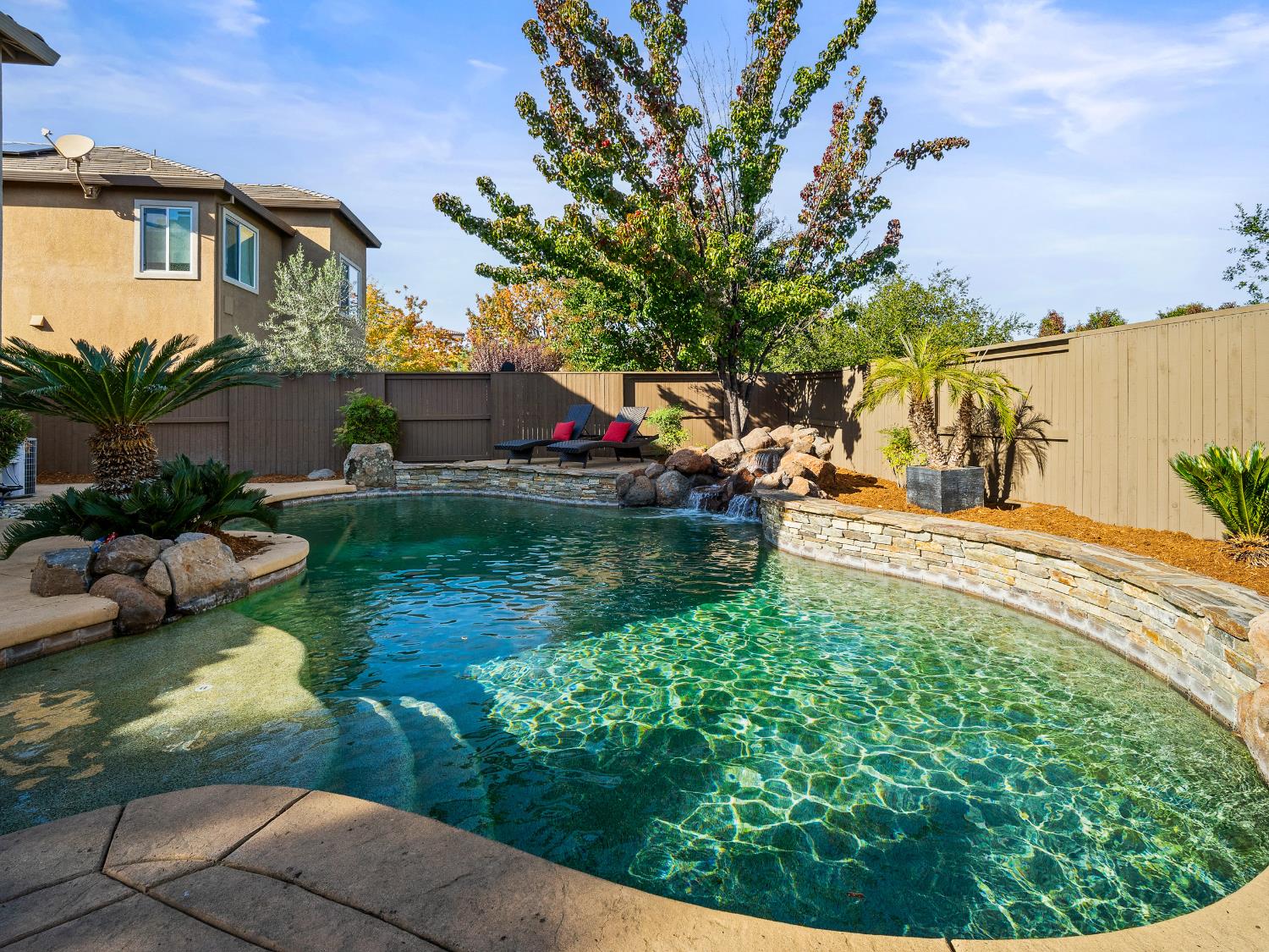 El Dorado Hills, California 95762, United States, 5 Bedrooms Bedrooms, ,3 BathroomsBathrooms,Residential,Active,236843