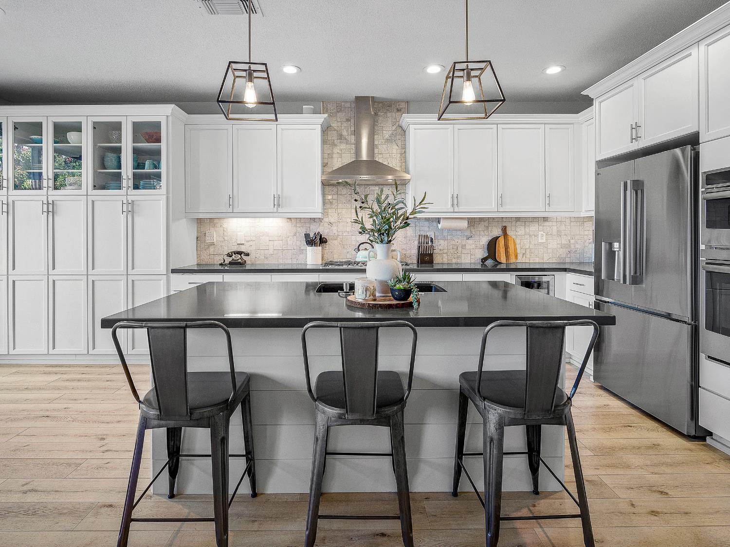 El Dorado Hills, California 95762, United States, 5 Bedrooms Bedrooms, ,3 BathroomsBathrooms,Residential,Active,236843