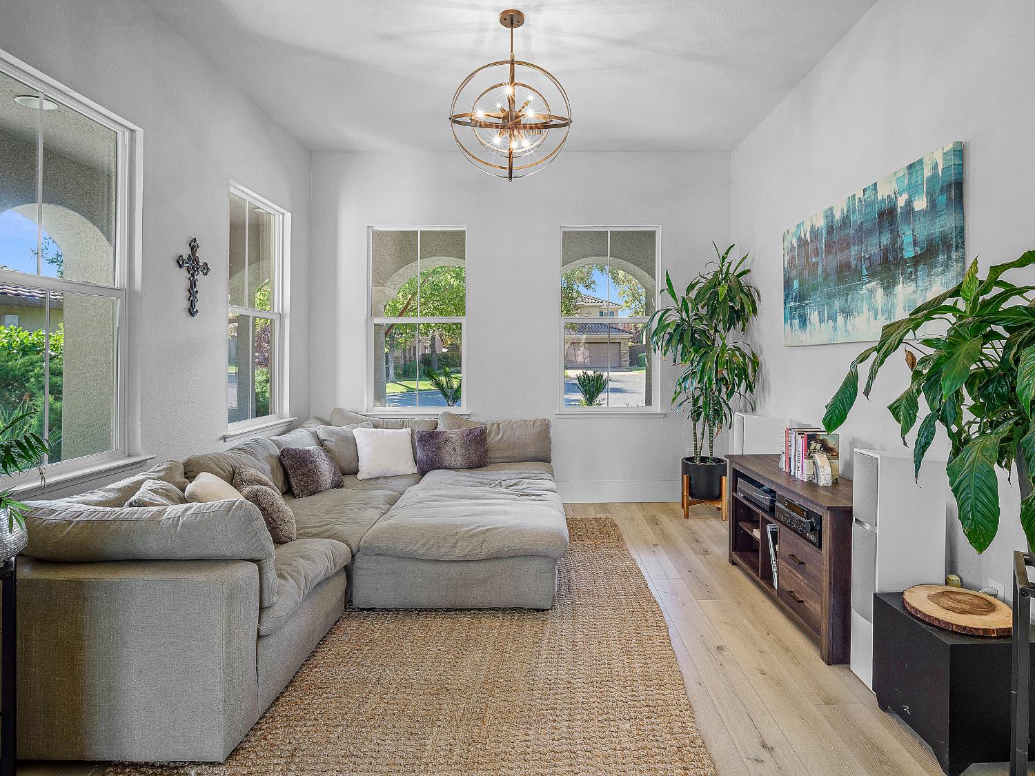 El Dorado Hills, California 95762, United States, 5 Bedrooms Bedrooms, ,3 BathroomsBathrooms,Residential,Active,236843