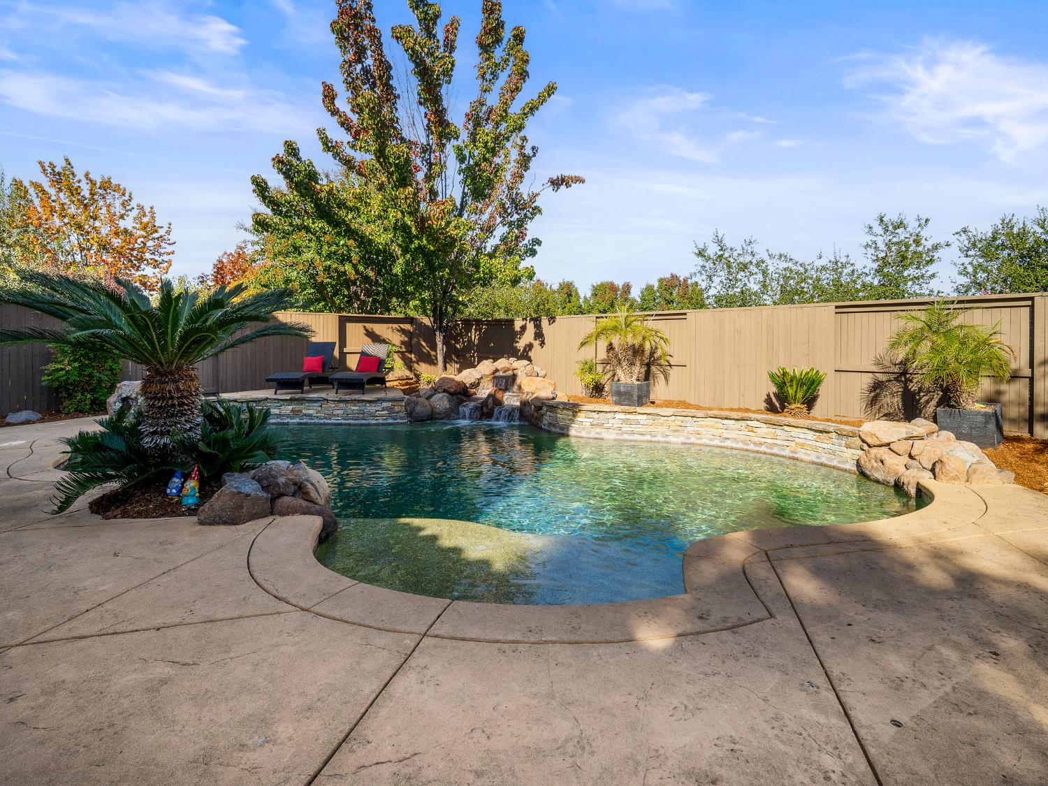 El Dorado Hills, California 95762, United States, 5 Bedrooms Bedrooms, ,3 BathroomsBathrooms,Residential,Active,236843