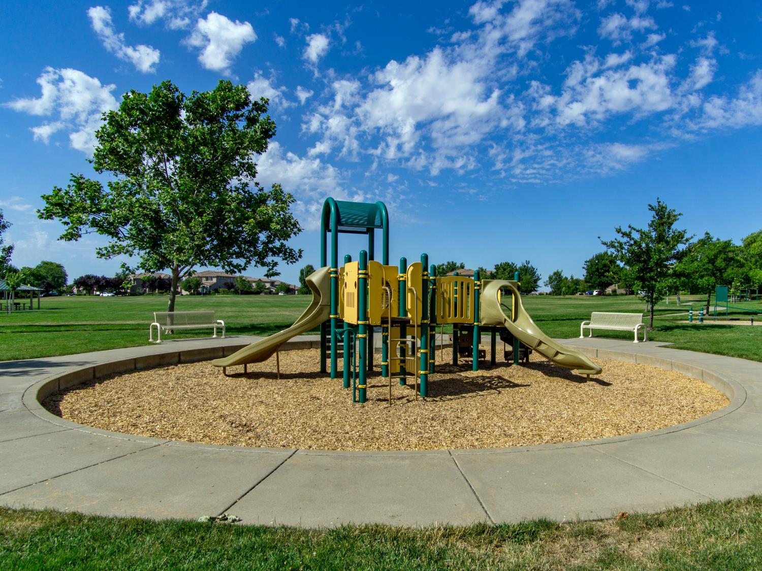 El Dorado Hills, California 95762, United States, 5 Bedrooms Bedrooms, ,3 BathroomsBathrooms,Residential,Active,236843