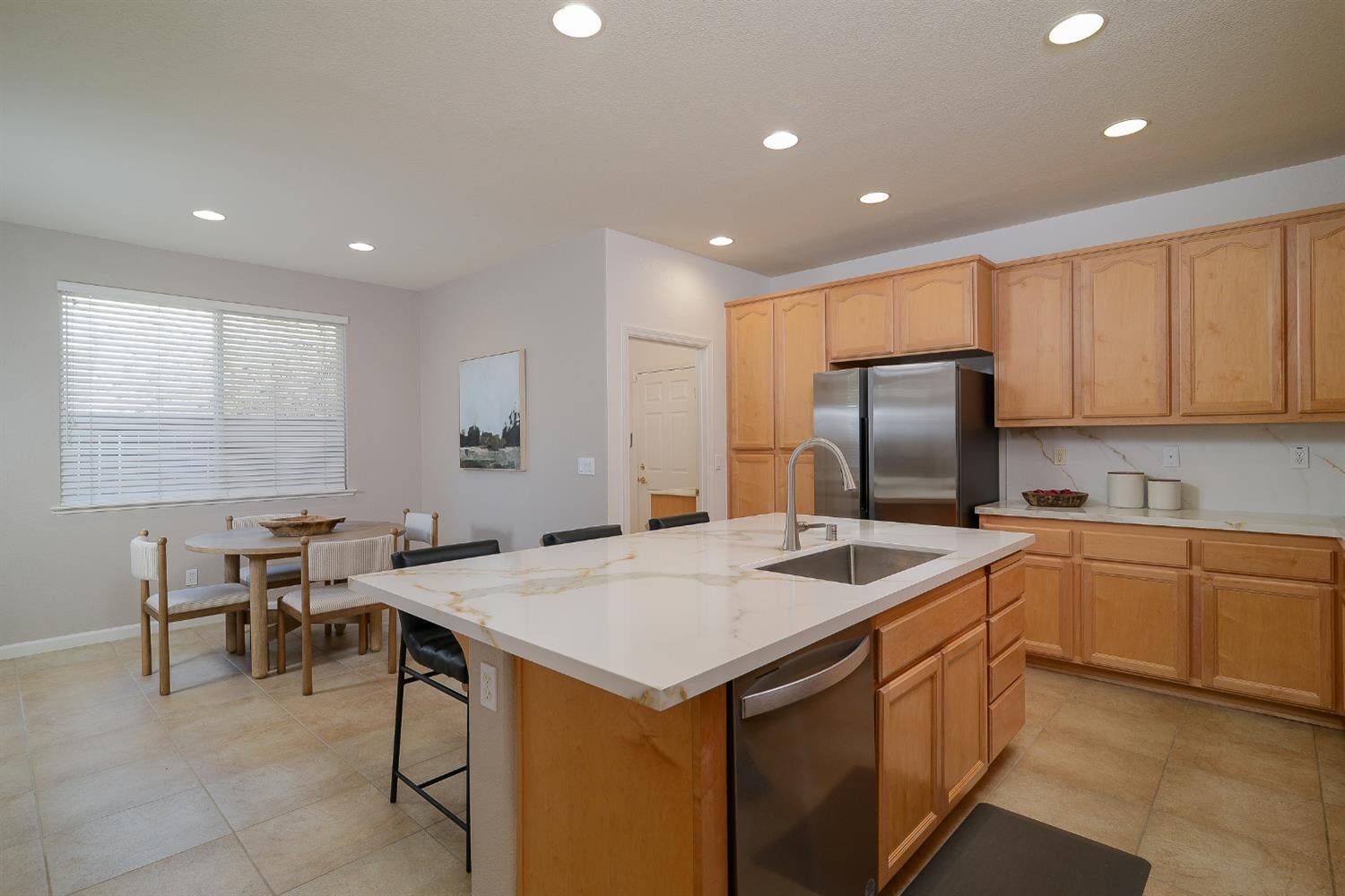 9465 Triathlon Lane